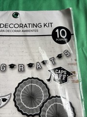 Silver/Blk Congrats Grad 10 Pc Room Decorating Kit School Spirit Graduation New
