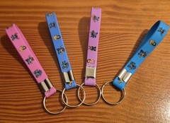 Lilo And Stitch 86 Piece Party Bundle 12 Each Keychain/Bracelet/Pin 50 Stickers
