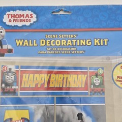 Thomas & Friends Giant Scene Setter Wall Decorating Kit 5 Piece Set 2011 NEW