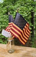 NEW! Tea Stained 4″ x 6″ American Flag on Wood Stick with Gold Top – 2/Pack USA