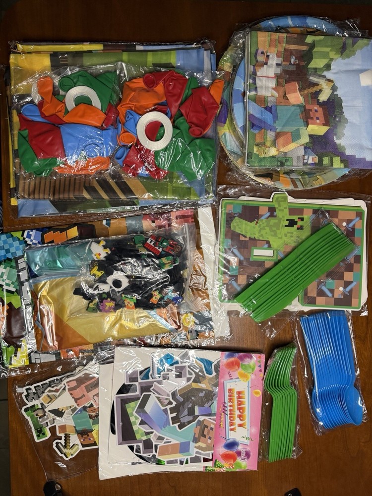Minecraft Birthday Party Supplies Kit Banner Balloons Cake Topper, Croc Charms