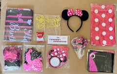 Minnie Mouse Birthday Party Decorations. 106 Pieces. Banners, Balloons & More 🥳