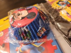 Disney Jr. Mickey Mouse Clubhouse Party Set Snack Boxes Cake Candles Cupcake Kit