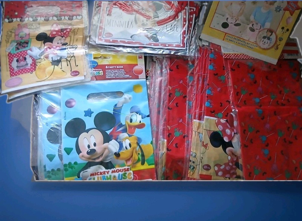 DISNEY JOBLOT 52 PCS Mickey Mouse Party Bags, Tablecloth HIGHEST QUALITY 150bags