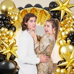 Fondo De Pared Con Globos Cuadrados Negro Y Dorado Para Ano Nuevo Fiesta