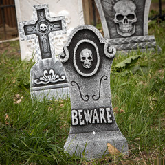 Bat & Skull Foam Tombstone Halloween Decorations Set 6 Pc. – Morris Costumes