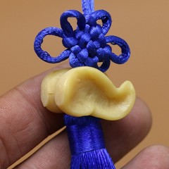2Pcs Reusable Blue Chinese Knot Tassels for Car Home Decorative Use