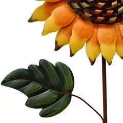 Outdoor Metal Sunflower Wind Catcher for Unique Garden and Patio Decor