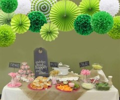 GREEN HANGING PAPER PARTY DECORATIONS ROUND PAPER FANS SET PAPER POM POMS FLOWER