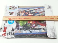BRAND NEW Marvel Avengers Frame Decorating Kit 6 Cut Outs Wall Hang Party