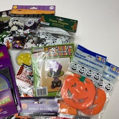 Large lot 25+ Halloween party/crafts, teacher classroom decor – All NEW sealed