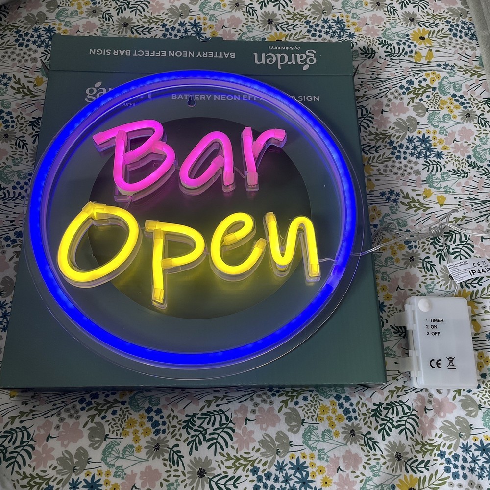 Garden ‘Bar open’ Neon Light Battery Operated Indoor & Outdoor Use – New In Box
