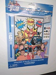 Justice League DC Scene Setters with Props Wall Decoration Party Birthday Kit