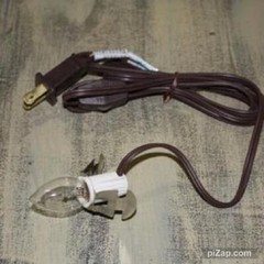 New Darice Designer Clip Light Brown 6ft cord On/Off switch comes with bulb