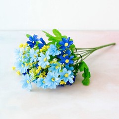 US 4pcs Artificial Daisy Bouquet Flexable Stems Decor Home/Garden/Party/Wedding