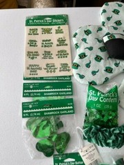 NICE & NEW Lot of St Patrick’s Day Party Decorations, Pins ect SHIPS FREE