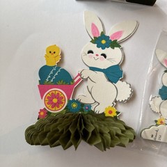 Vtg Hallmark Paper Honeycomb Easter Bunny & Chick Cut Out Table Decor SEE & READ