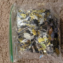 Embossed Graduation Confetti – mixed
