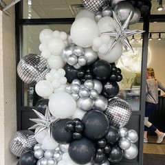 Black Silver Balloon Arch Kit 138Pcs Black White Metallic Silver Confetti Dis…