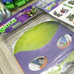 TMNT Ninja Turtles Nickelodeon Part Supplies Lot – Banner Blowouts Masks Etc