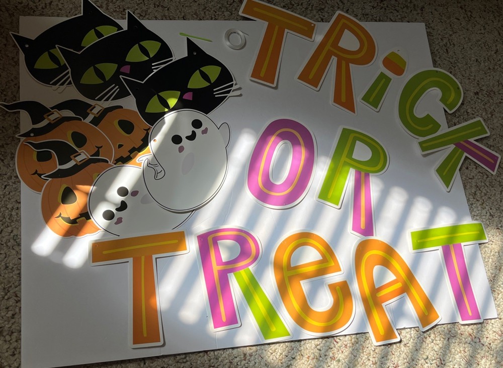 Halloween «Trick or Treat» Banner, Halloween Party Decorations USA Seller