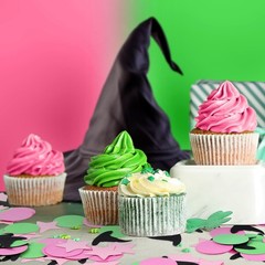 200 Pcs Witch Theme Confetti Set Pink and Green Witch Table Decorations Supplies