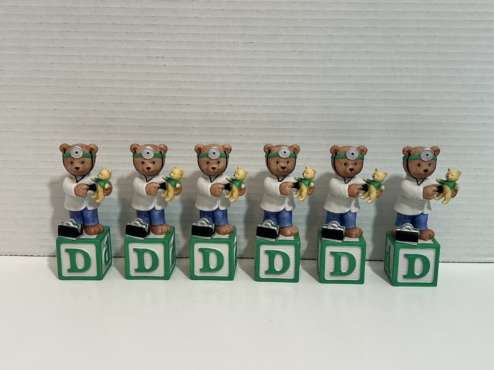 Bronson Collectibles Letter «D» Dennis the Doctor Alpha Block Bear Figurine 6pcs