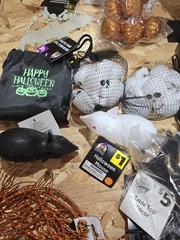 Bulk Halloween Decorations Set of 34 Pc , Decorating Kit, Wood Display, Spiders.