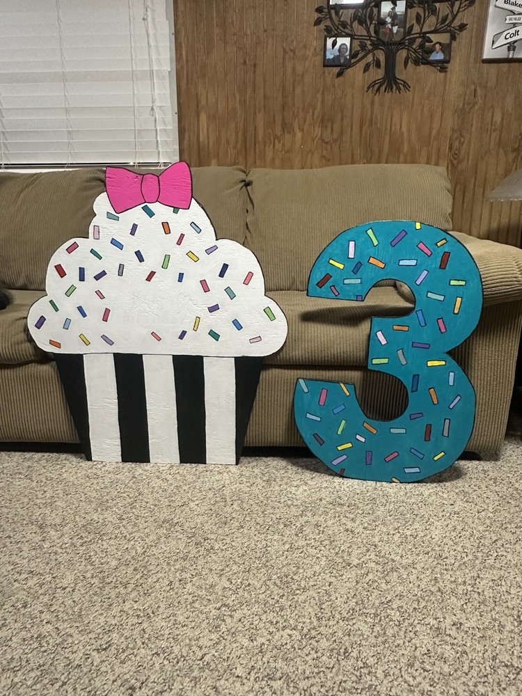 Handmade Cupcake Number 3 Birthday Party Backdrop with Sprinkles Multicolor Kids