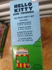 Hello Kitty and Friends Multicolor Tableware Party Kit for 8 Guests – 40 Pieces