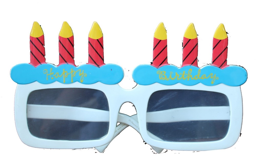 1 Pair White HAPPY BIRTHDAY Cake & Candles PARTY GLASSES Great for pictures
