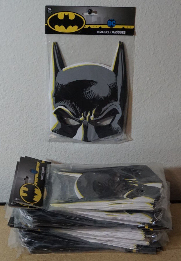 (21 Packs of 8ct = 168 Total) DC Comics BATMAN Paper Birthday Party Masks