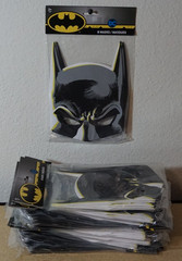 (21 Packs of 8ct = 168 Total) DC Comics BATMAN Paper Birthday Party Masks