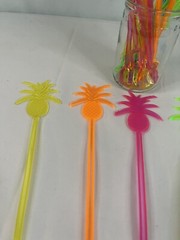25 Pineapple Swizzle Sticks 9.5″ tall 5 Colors Adult Beverages Cocktail Tiki