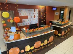 50-PC Photo Realistic Fall Pumpkins Cardstock Cut-Outs Wall Decor 8″H-17″H #270