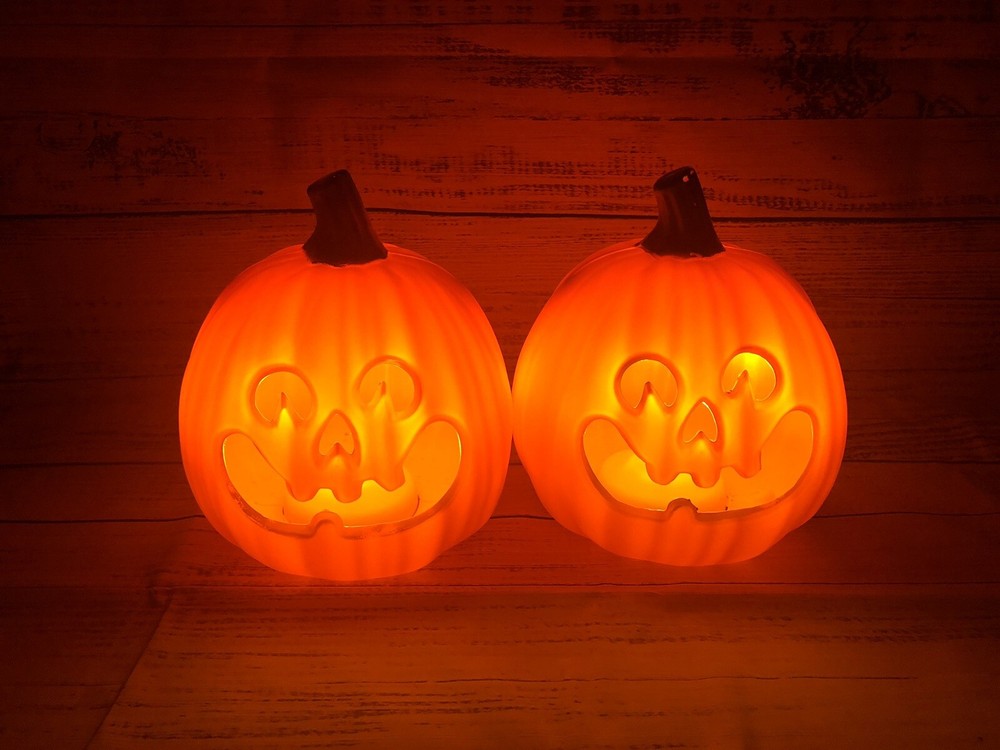 Lot of 2 LED Light-Up Orange Halloween Pumpkin Jack O Lantern 8″