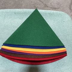 Large 7 Dwarf Multi Colored Felt Hats New In Package