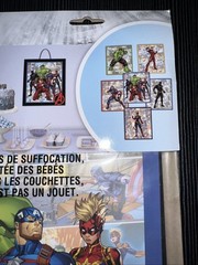BRAND NEW Marvel Avengers Frame Decorating Kit 6 Cut Outs Wall Hang Party