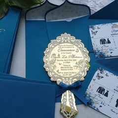 White Ink Printed Quinceanera Gold Mirror Acrylic Invitation with Blue Envelopes