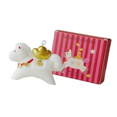 Decorative Horse Shaped Relaxation Item Using Paraffin Substance