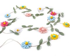 1 Pcs Wool Felt Daisy Banner Garland Daisy Decorations Wildflower Garland Dec…