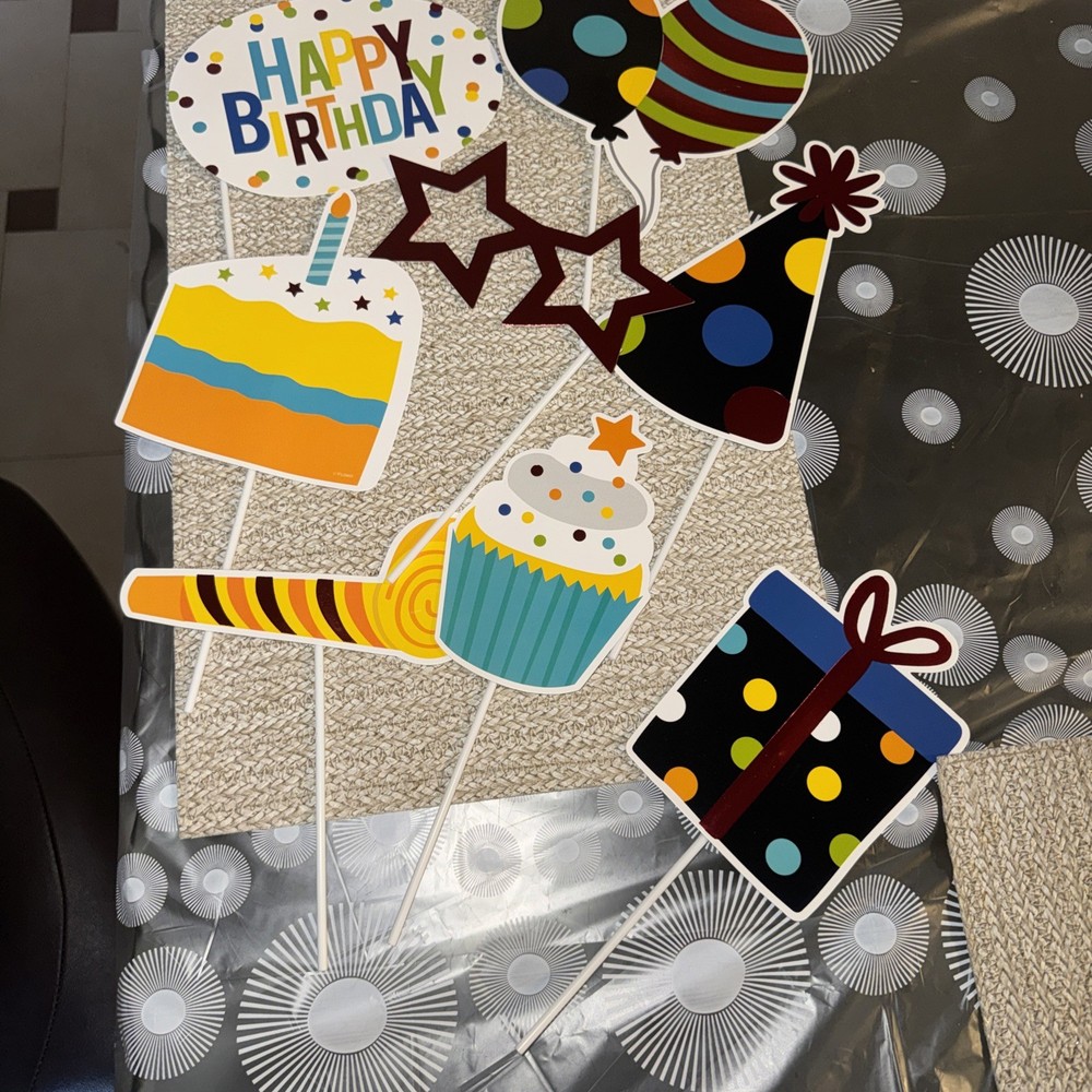 Happy Birthday 8 Pc Photo Props