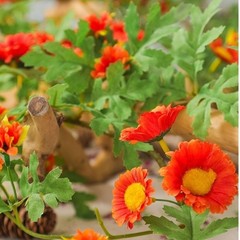 185cm Silk Daisy Vine with Flexible Stems for Vertical Garden and Wall Hanging