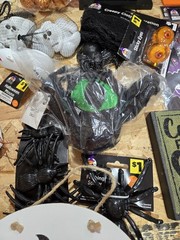 Bulk Halloween Decorations Set of 34 Pc , Decorating Kit, Wood Display, Spiders.