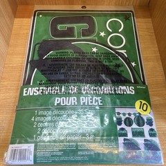Graduation Green Decorating Kit 10 Pieces