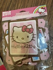 Hello Kitty Party Kit – 27 Pieces Birthday Party Decorations, Gift Bags & Prizes