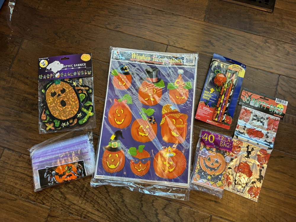 Halloween Party Lot – Vintage Window Clings, Treat Bags, Pencils, Banner, Bags