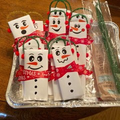 43 PCS Snowman Face Stickers for Crafts 7.87 Inches X 11.81 Inches, Red