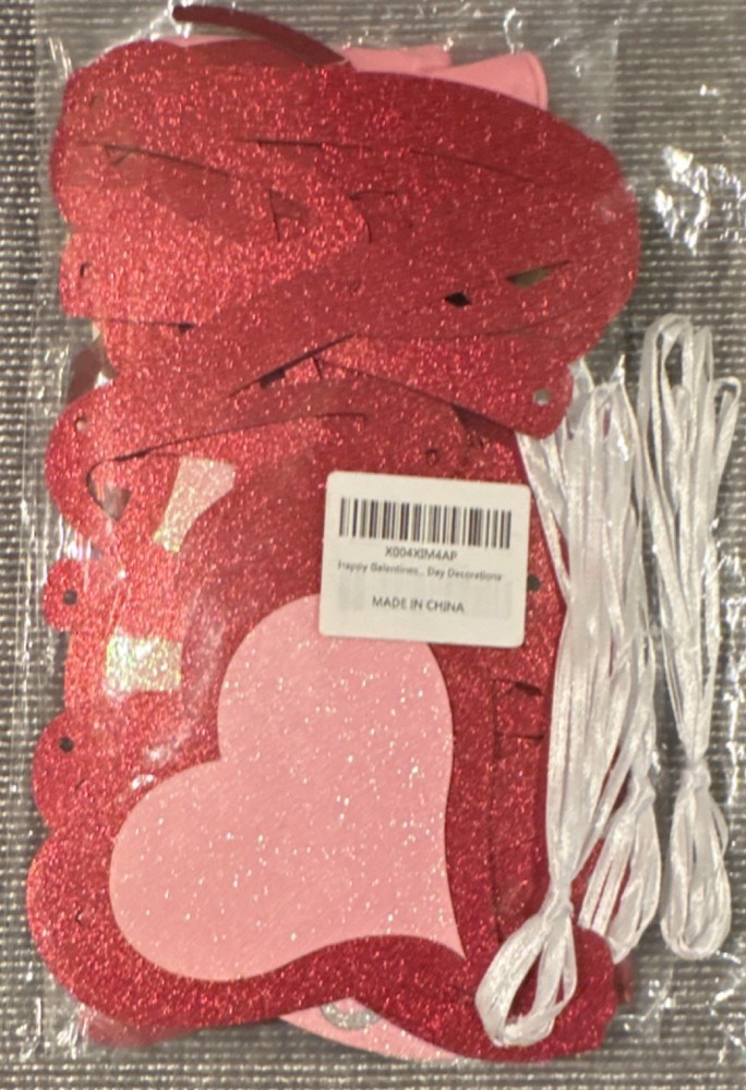 Galentine’s Day Heart Party Decoration Set Red Pink White X004XIM4AP