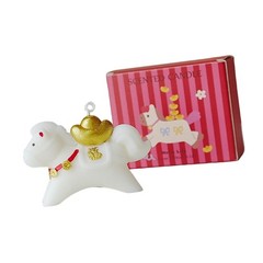 Decorative Horse Shaped Relaxation Item Using Paraffin Substance